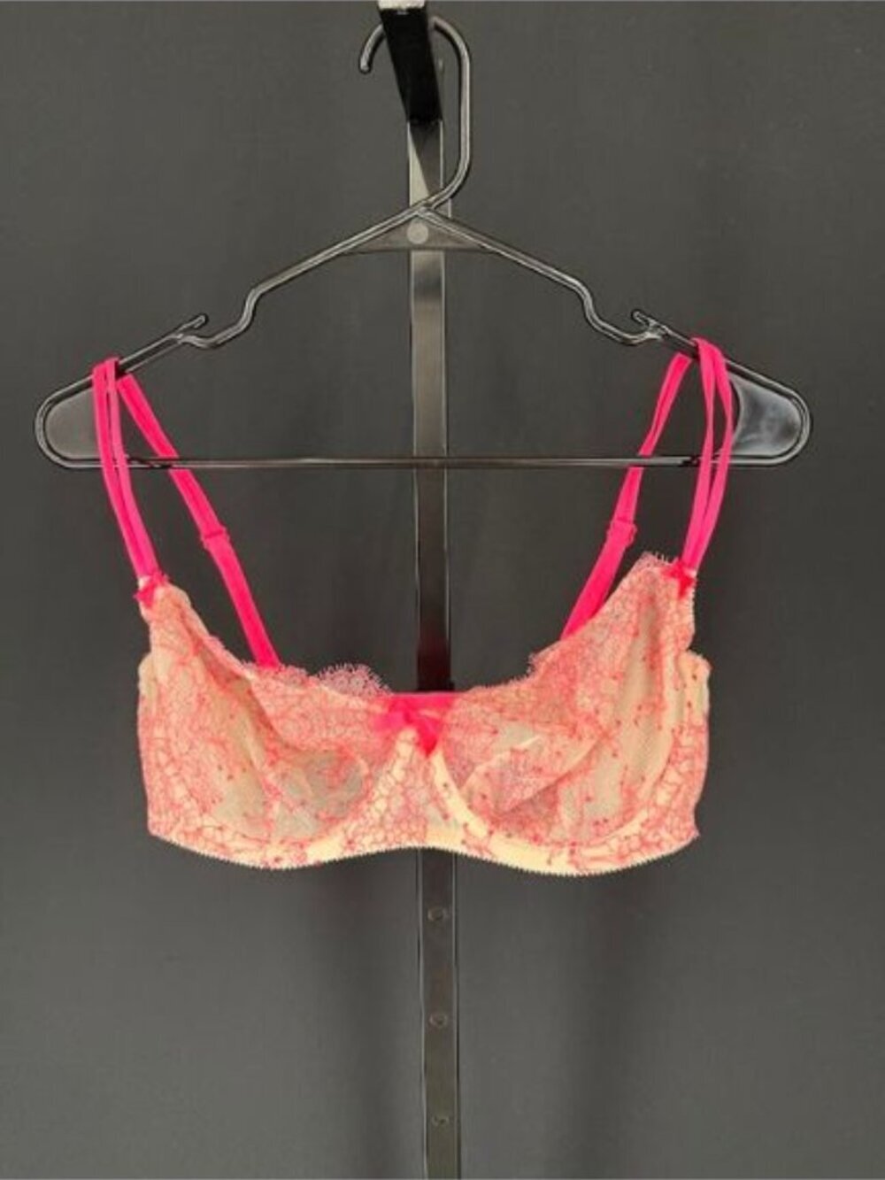 Victoria's Secret Very Sexy Unlined Demi Bra in Nude Hot Pink Lace